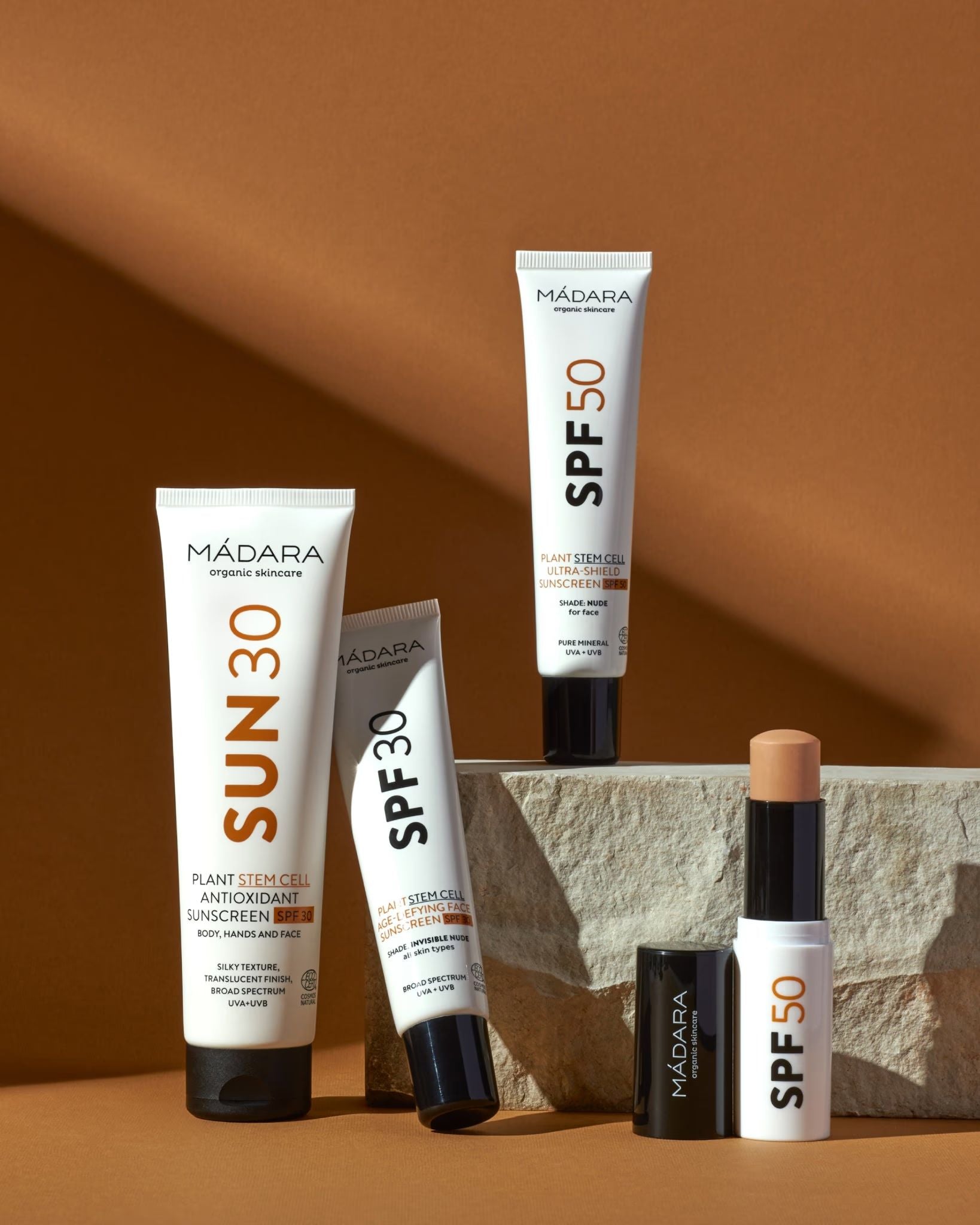 マダラ ミネラル サンスクリーン スティック SPF50 – ビオラウンジ